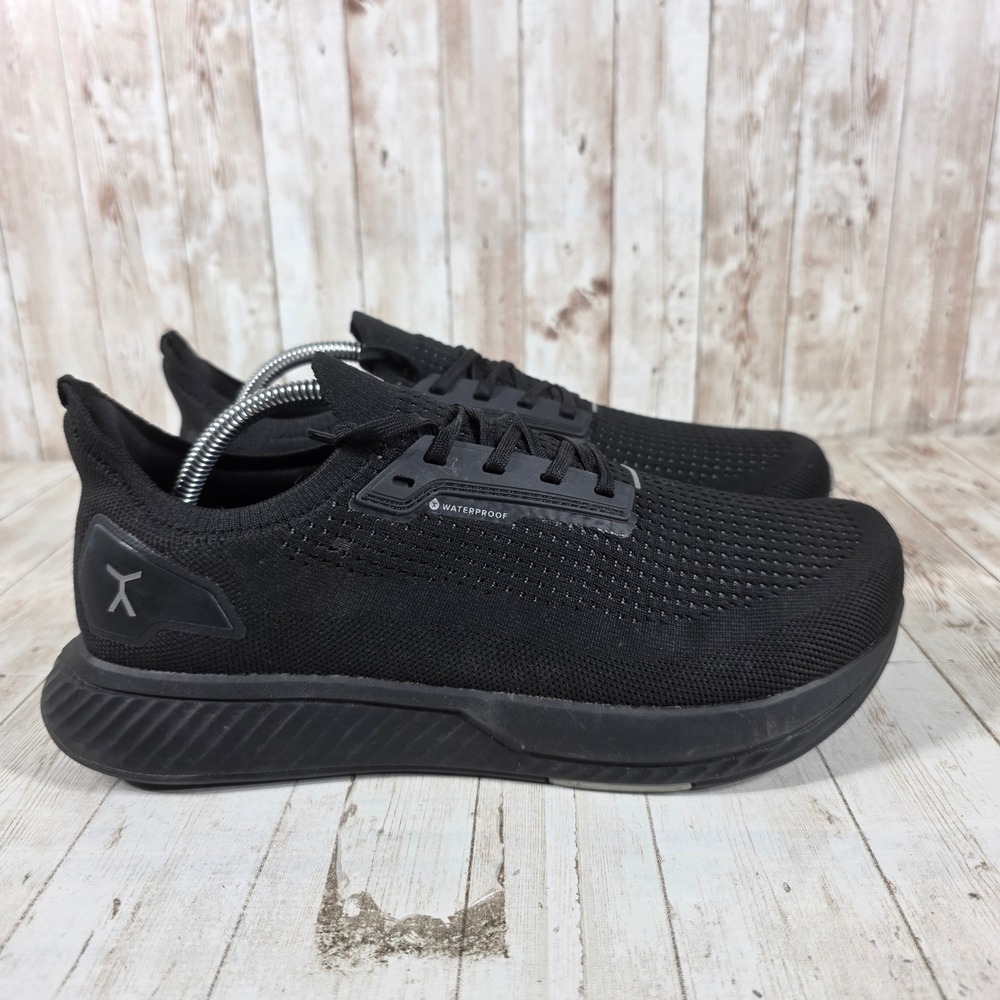 Flux Adapt Waterproof Mens 10.5 Barefoot Training Shoes Triple Black Minimalist